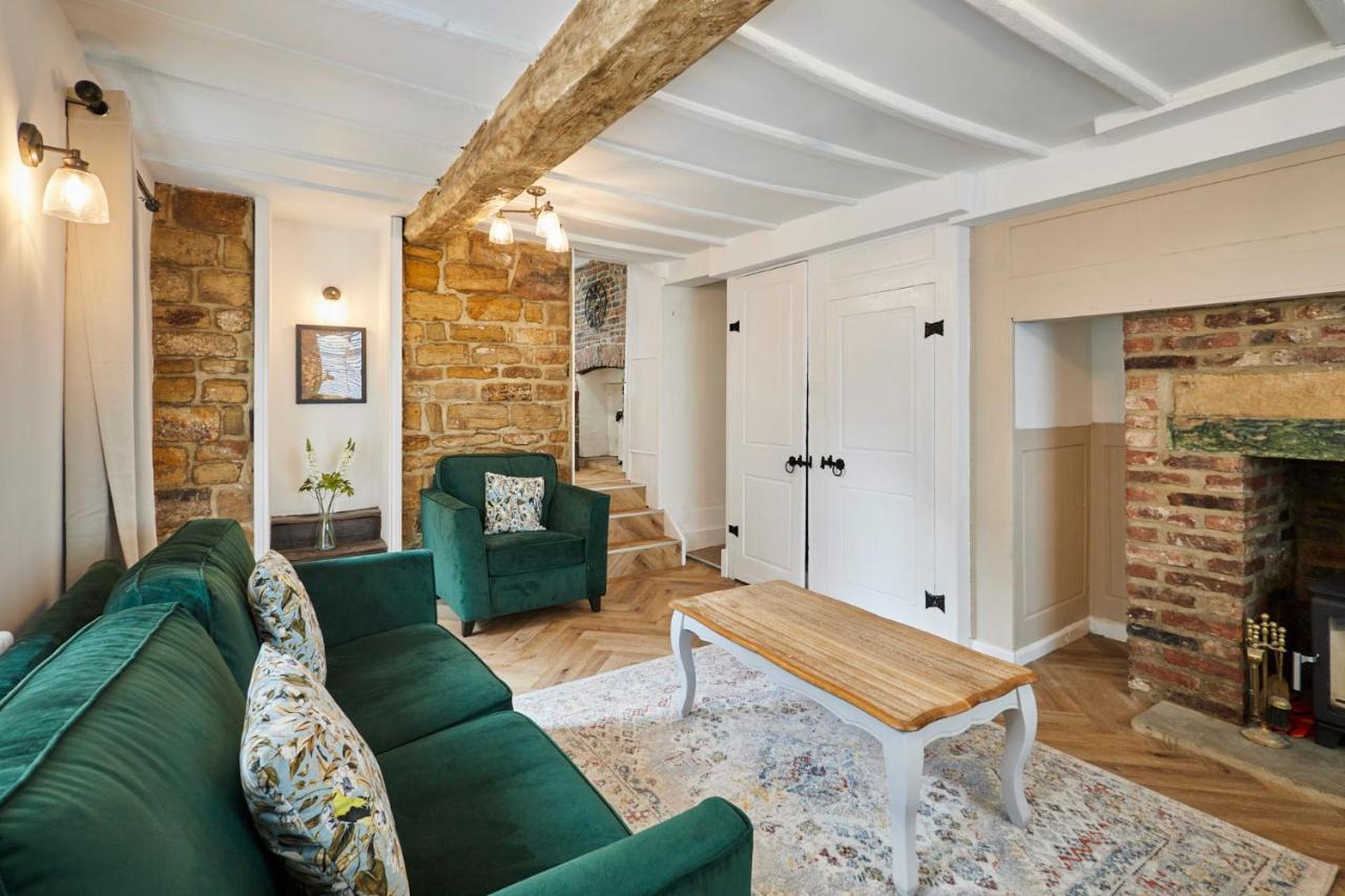 Host & Stay - Cragg Cottage Whitby Exterior photo